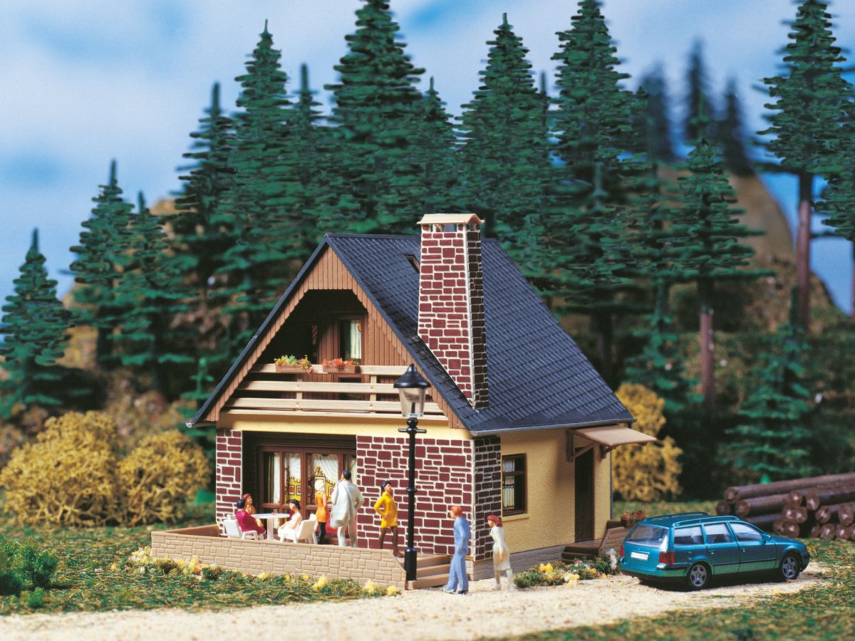 Auhagen H0 (1:87) 11377 - Haus Katrin | Modellbahn | Modelleisenbahn