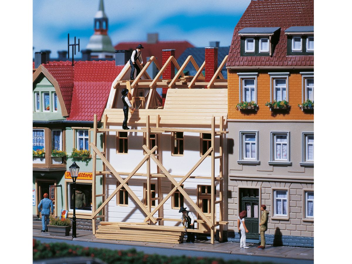 Auhagen 12270 - Stadthaus in Renovierung | Modellbahn | Modelleisenbahn