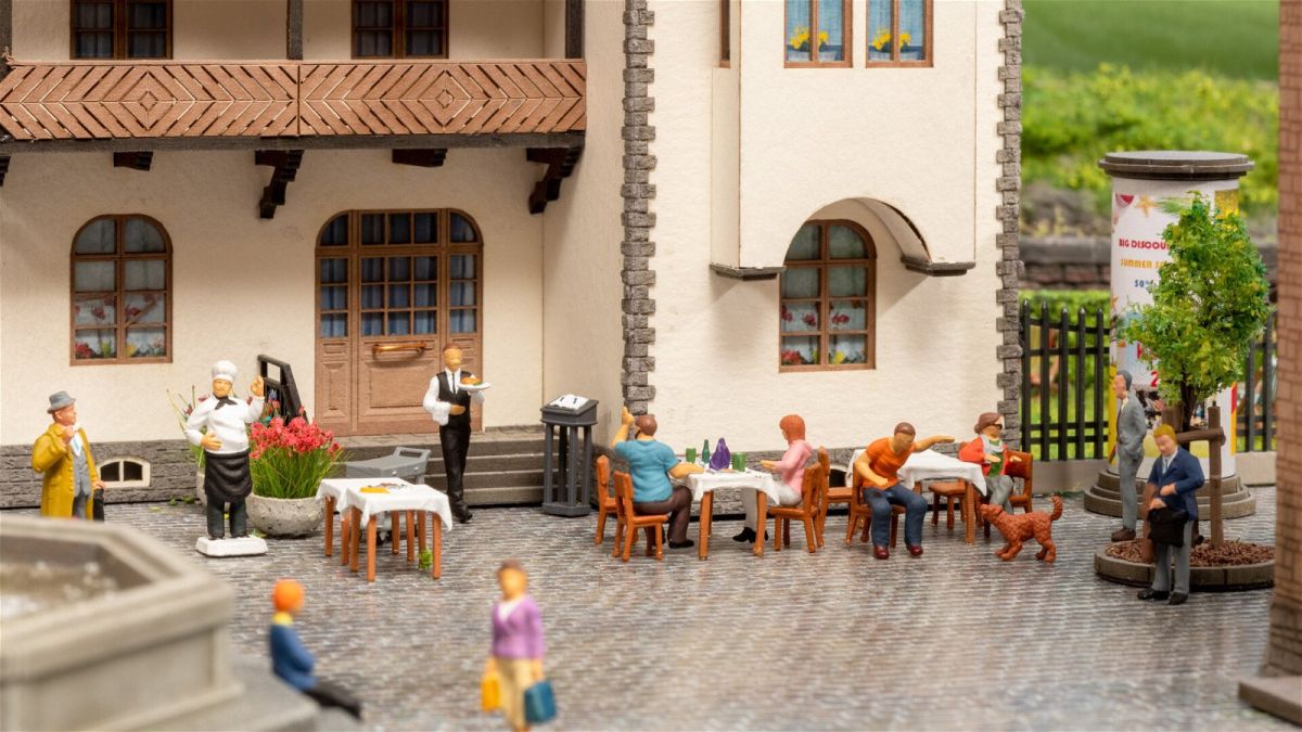 Noch H0 (1:87) 16246 - Figuren-Themenwelt Restaurant | Modellbahn | Modelleisenbahn