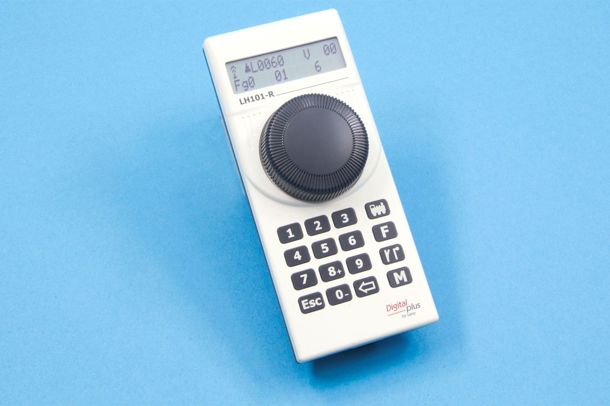 Lenz 21102 - LH101-R - der Funkhandregler von Digital plus | Modellbahn | Modelleisenbahn