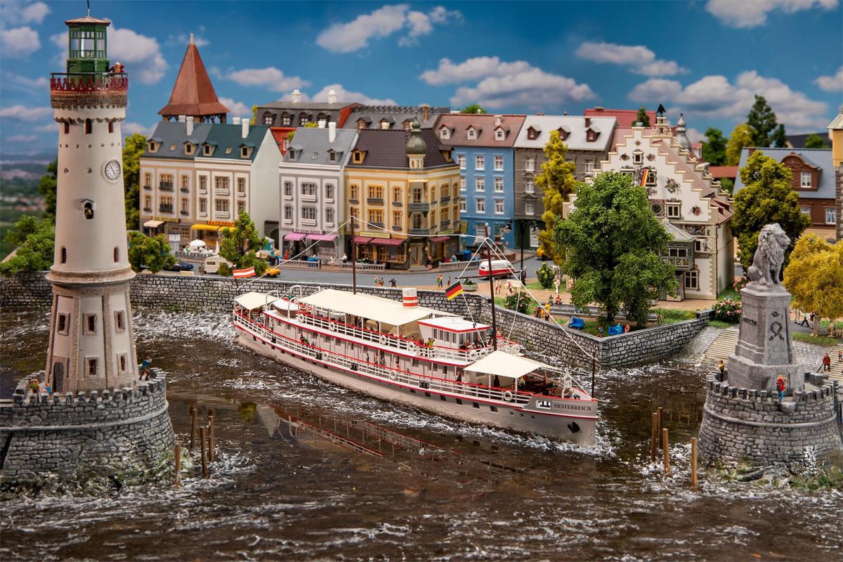 Faller N 222415 - Fahrgastschiff Oesterreich | Modellbahn | Modelleisenbahn