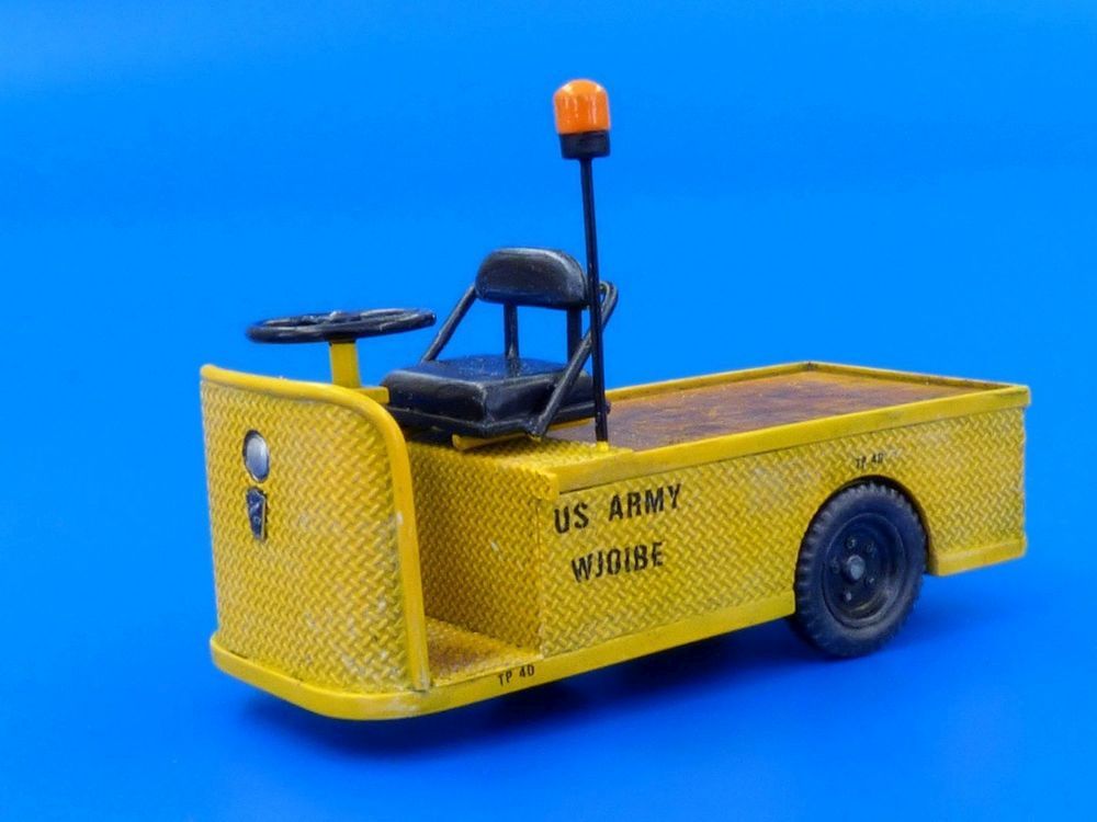 Plus model 470 - U.S.Electric cart C4-32 Mule in 1:35 | Modellbau