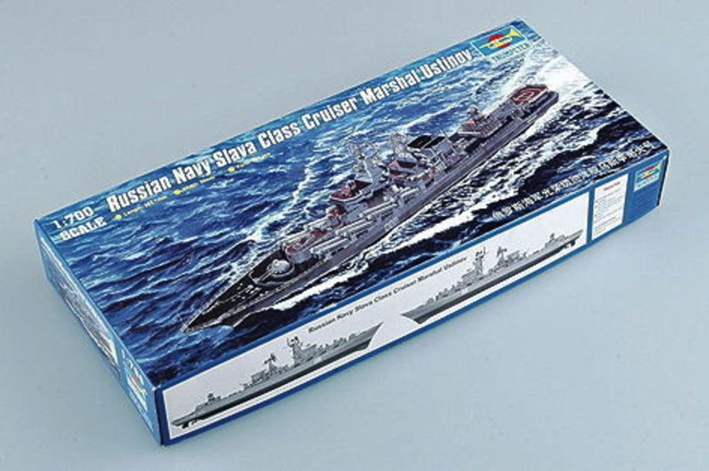 Trumpeter 05722 - 1:700 Russ. Kreuzer M. Ustinov Slava Klasse | Modellbau